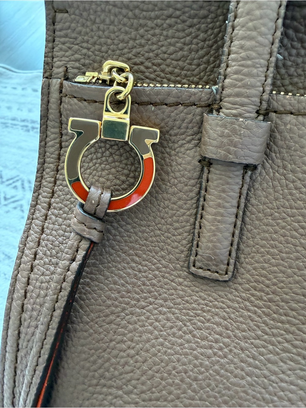 Salvatore Ferragamo Amy Leather Tote Bag Taupe Brown Orange Made in Italy - Picture 4 of 14